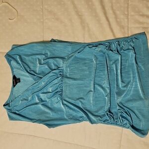 Women's Turquoise Top.        #121